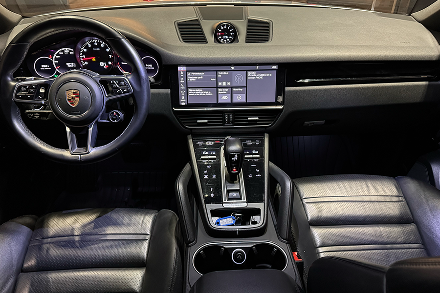 PORSCHE CAYENNE COUPE 